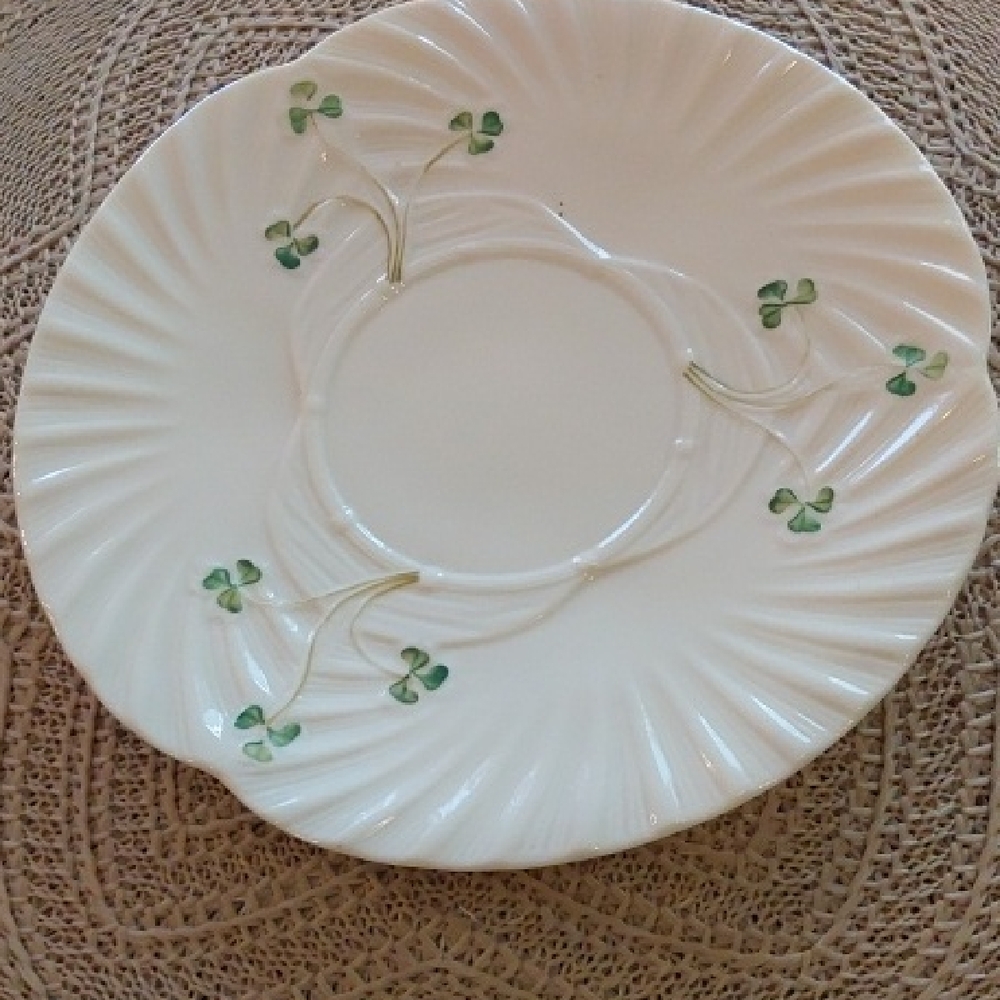 Belleek Pottery Ireland Shamrock Plate